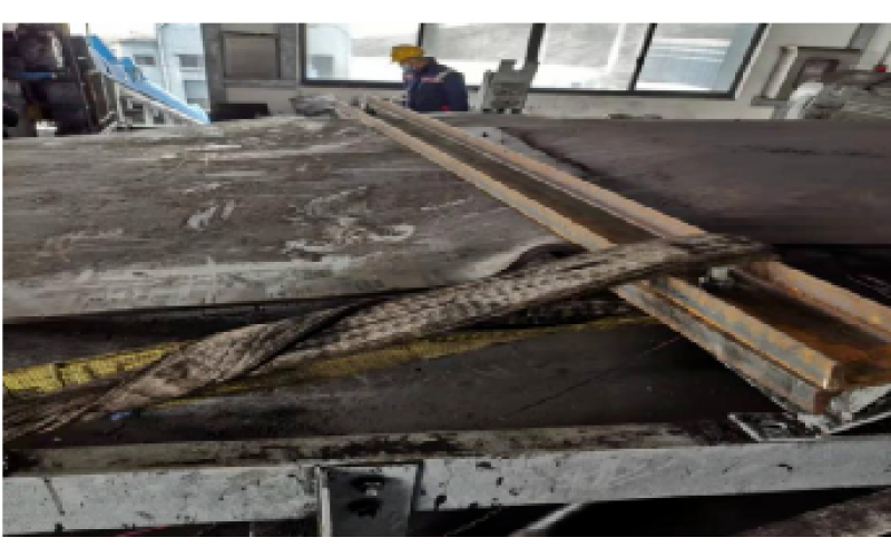 KWZK乐投体育在线注册,乐投体育（中国）钢丝输送带硫化机胶接工艺流程分享